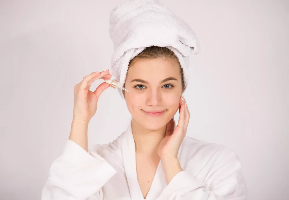 Cum funcționează acidul lactic pentru exfoliere delicată și anti-aging