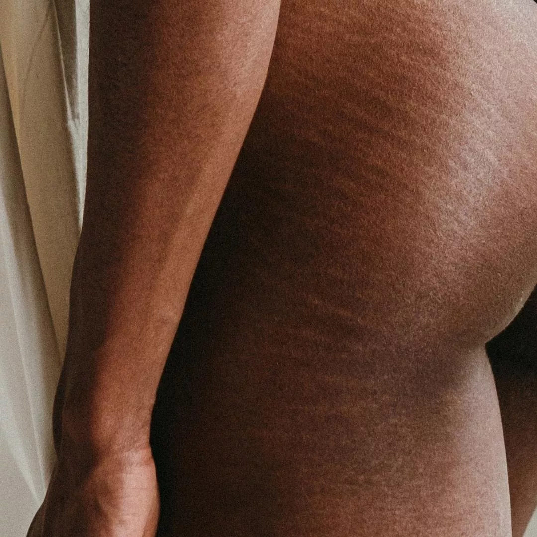 NOURISHING BODY OIL