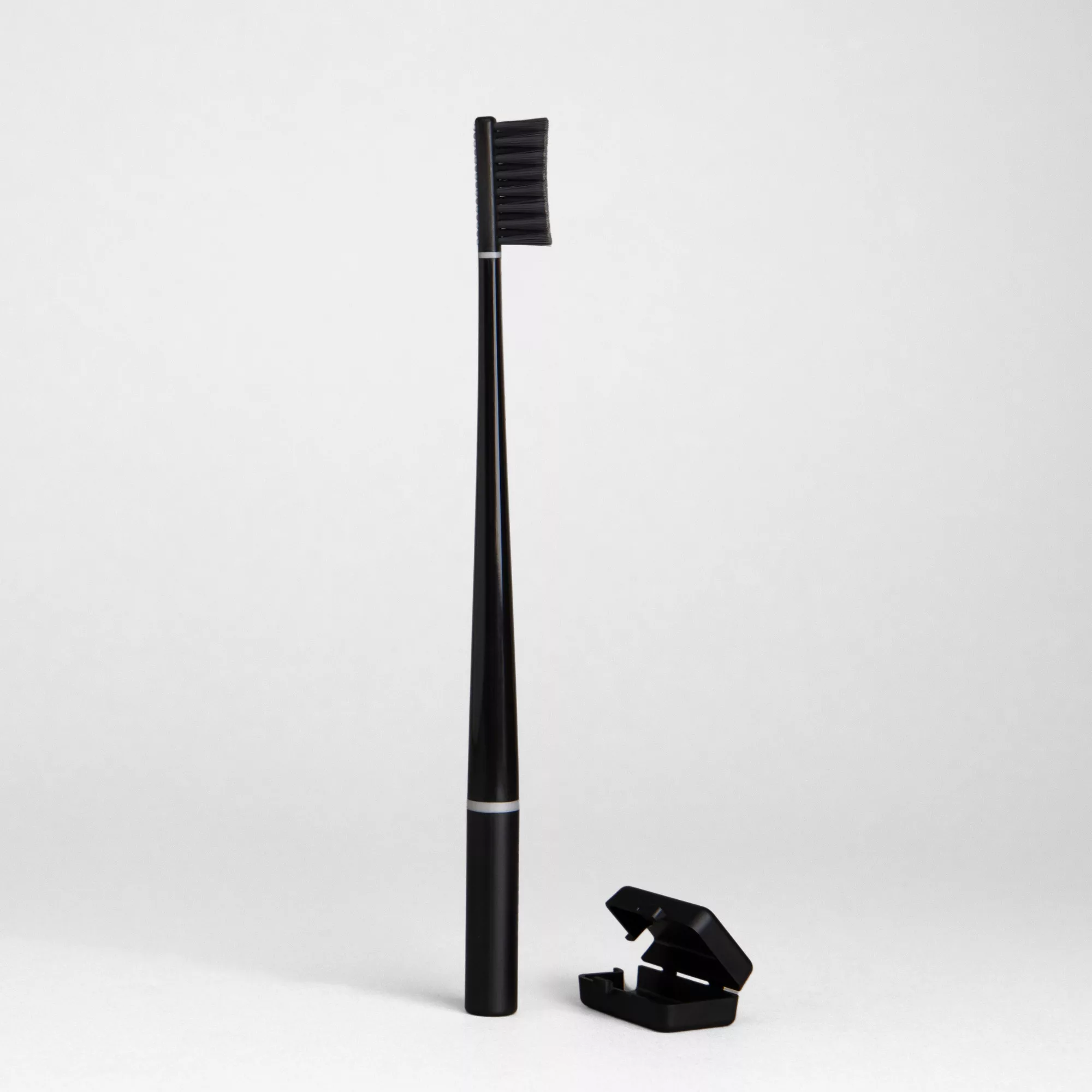 TOOTHBRUSH WHITENING PERFECT BLACK