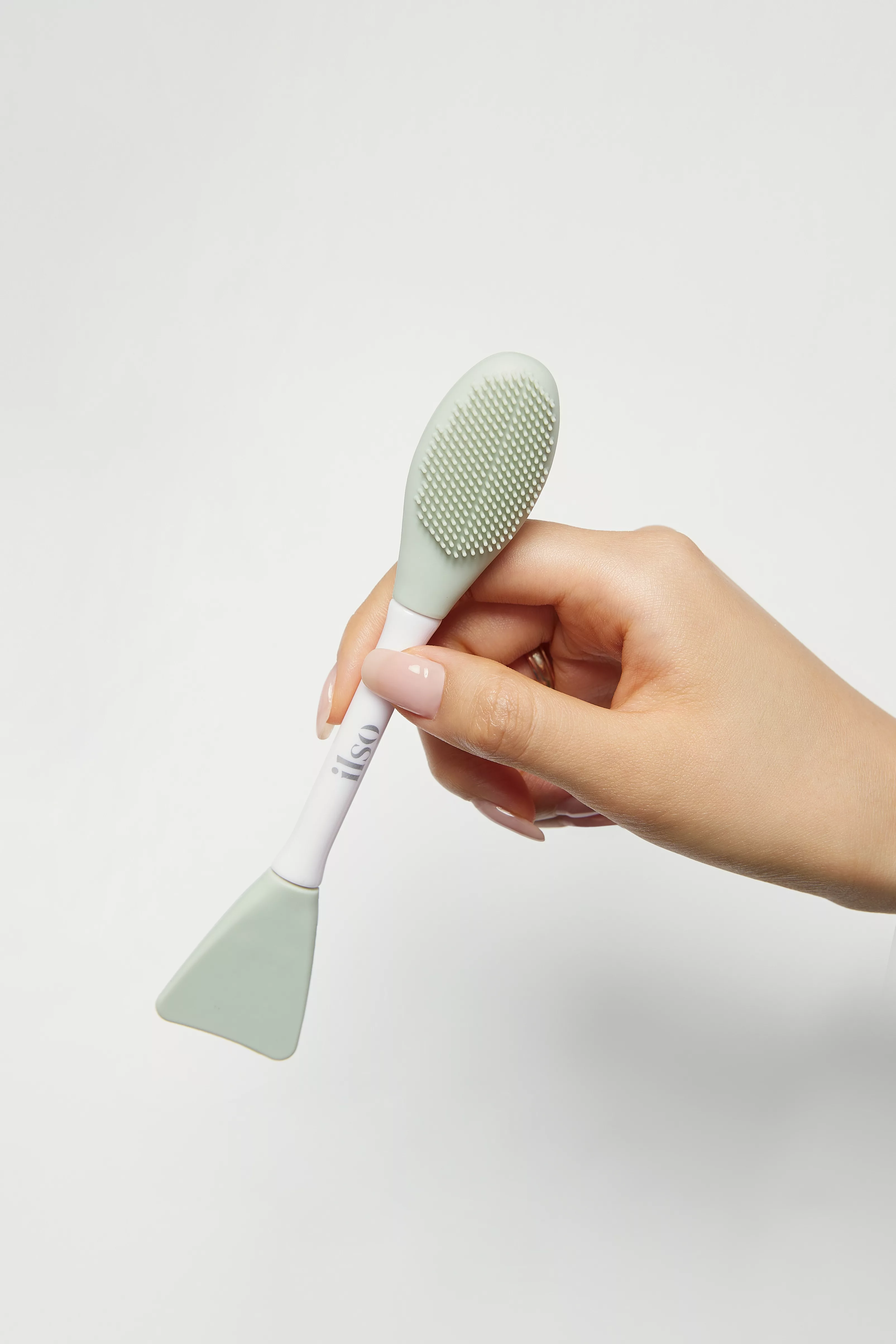 DUAL CLEAN BRUSH