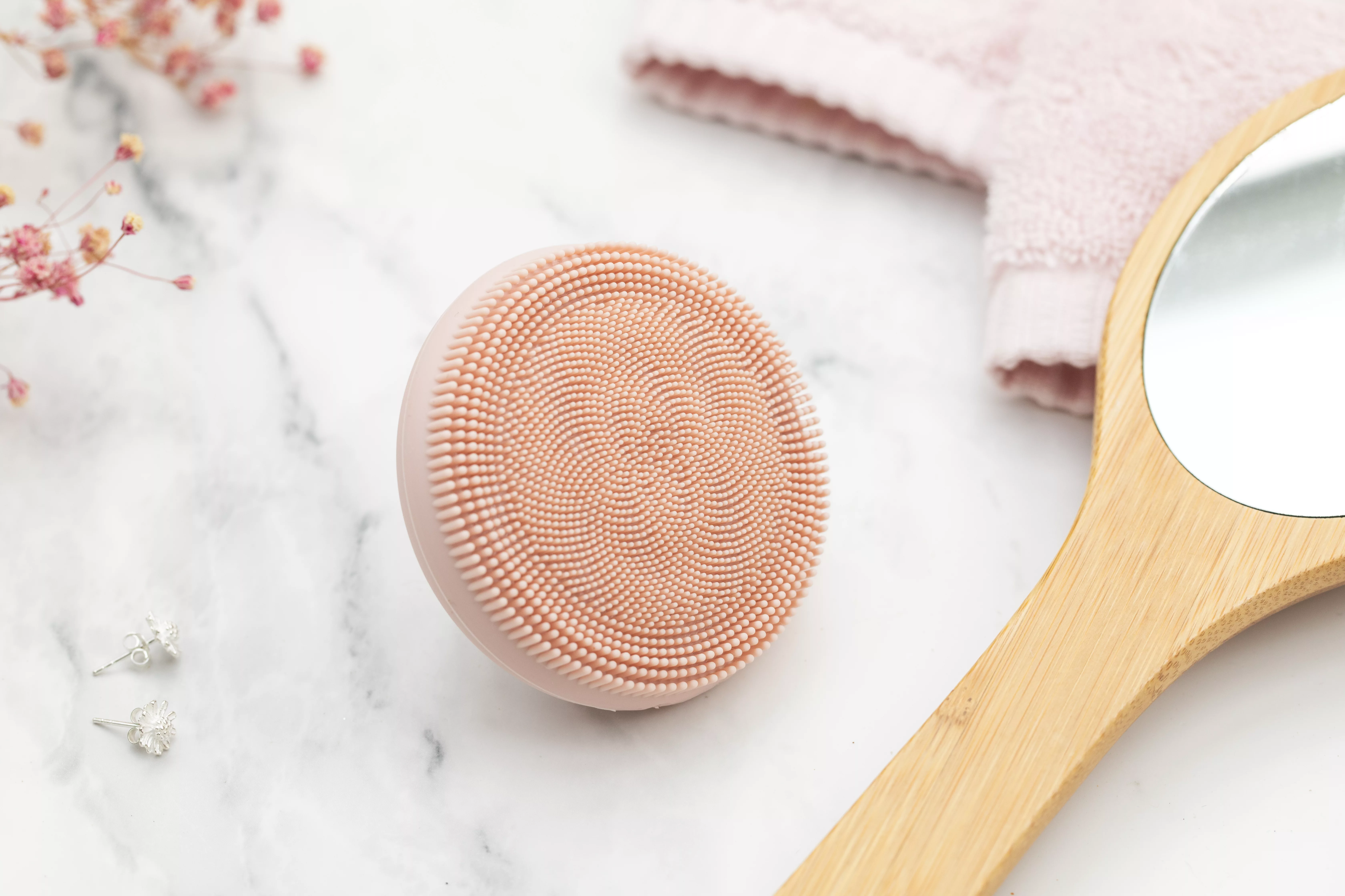 ROUTINE FACIAL CLEANSING DEVICE – Imaginea 2