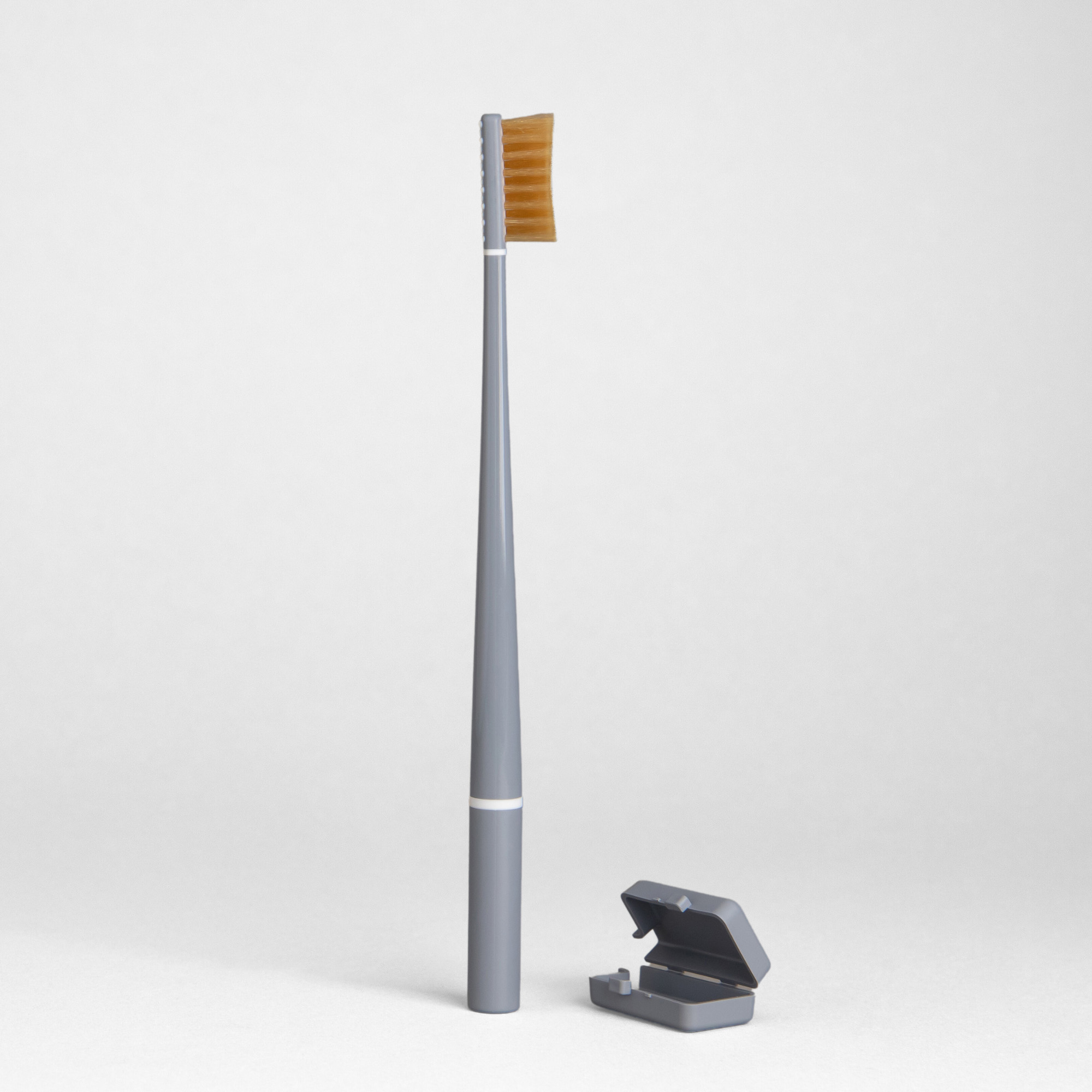 TOOTHBRUSH VIT C SOFT ASPHALT GREY