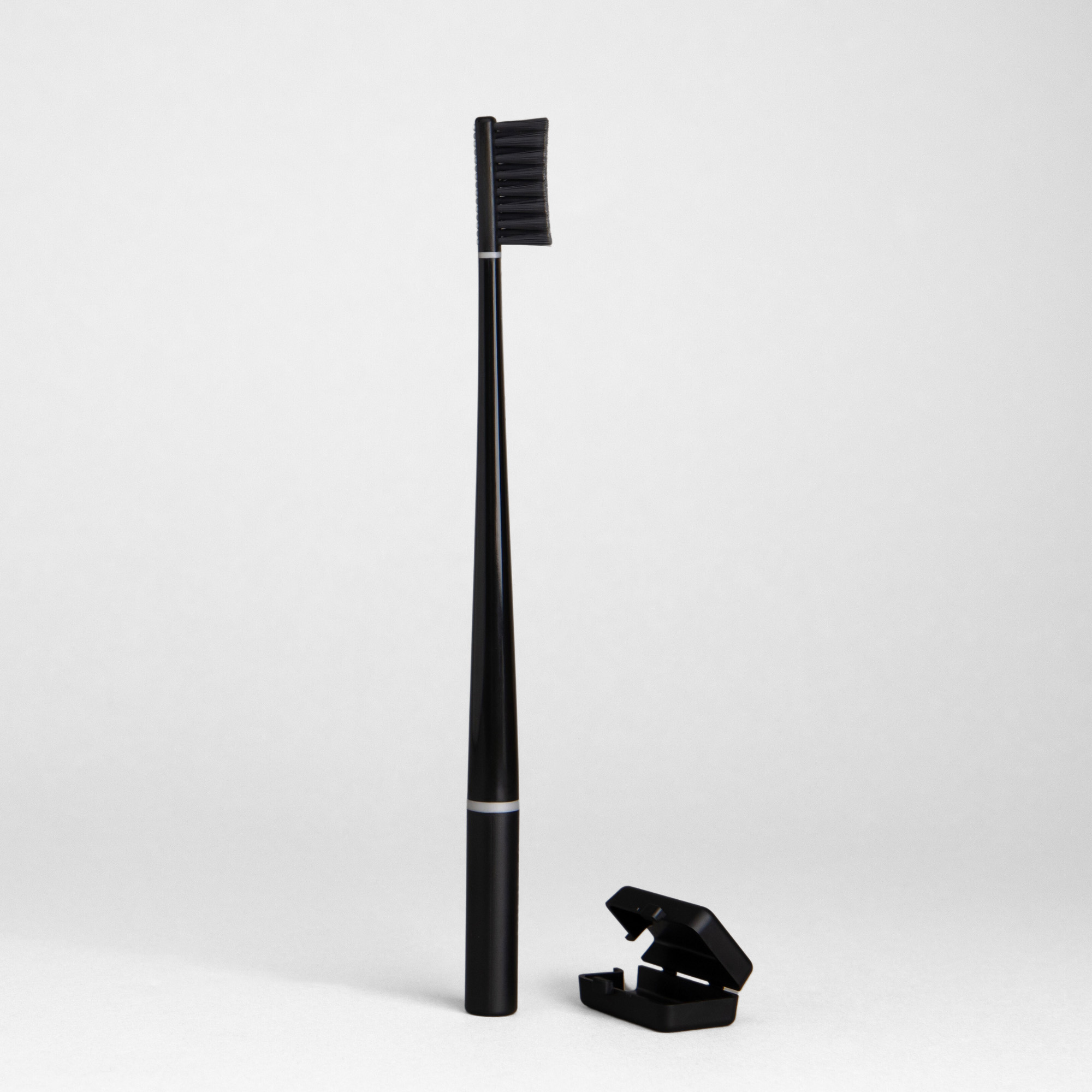TOOTHBRUSH WHITENING PERFECT BLACK